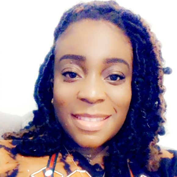 Meet your Posher, Brittney - Picture 1 of 1